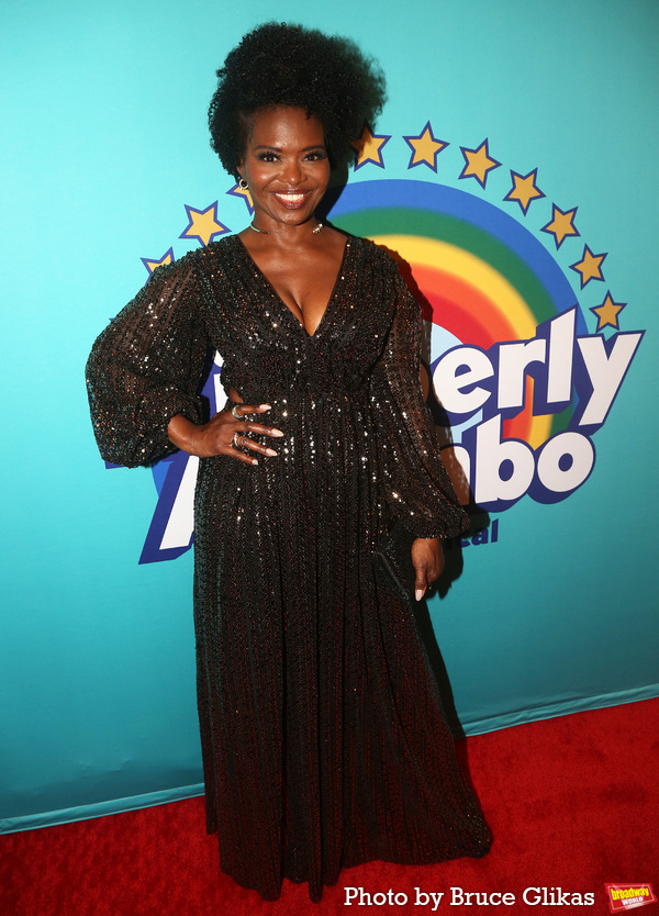 Photos: The Stars Walk the Red Carpet at Opening Night of KIMBERLY AKIMBO Image