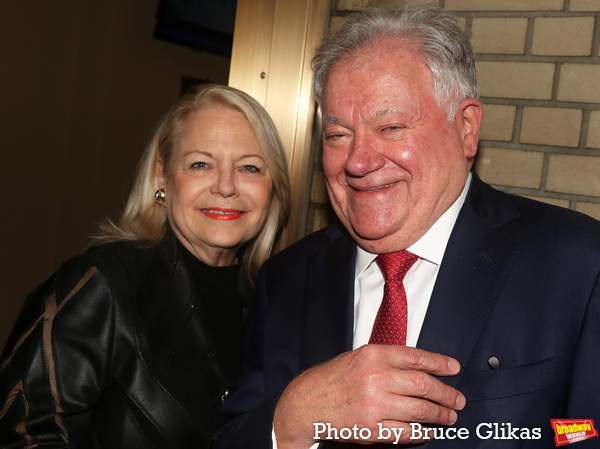 Photos: The Stars Walk the Red Carpet at Opening Night of KIMBERLY AKIMBO Image