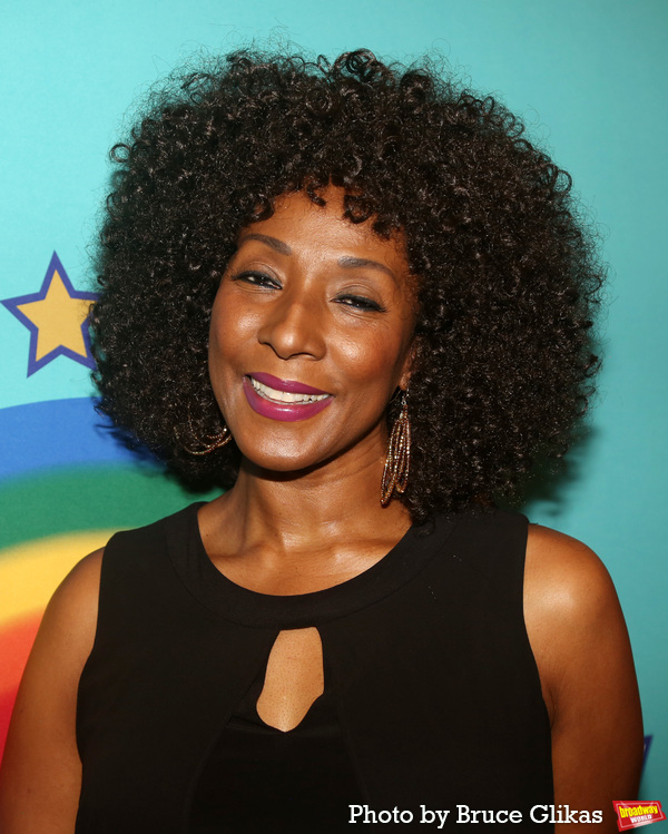 Photos: The Stars Walk the Red Carpet at Opening Night of KIMBERLY AKIMBO Image