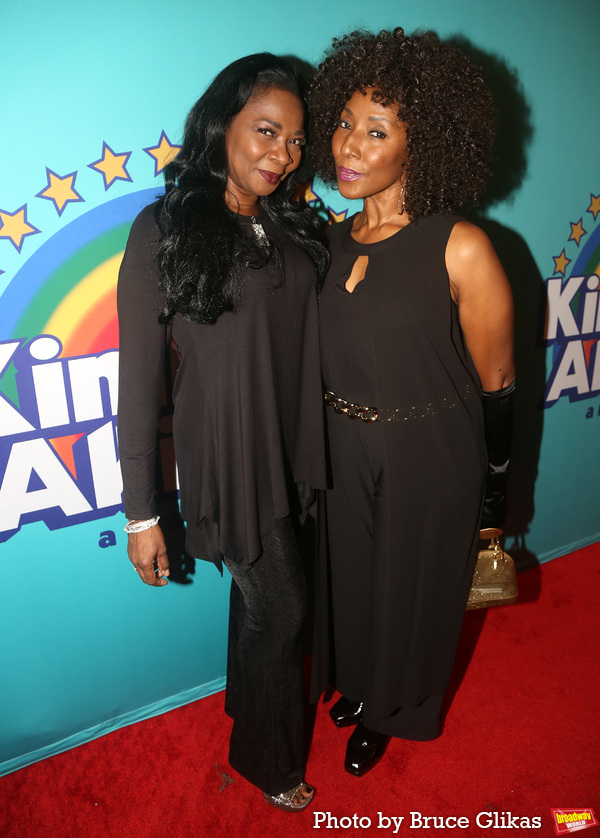 Photos: The Stars Walk the Red Carpet at Opening Night of KIMBERLY AKIMBO Image