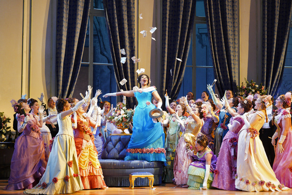 Photos: First Look at San Francisco Opera's LA TRAVIATA Image