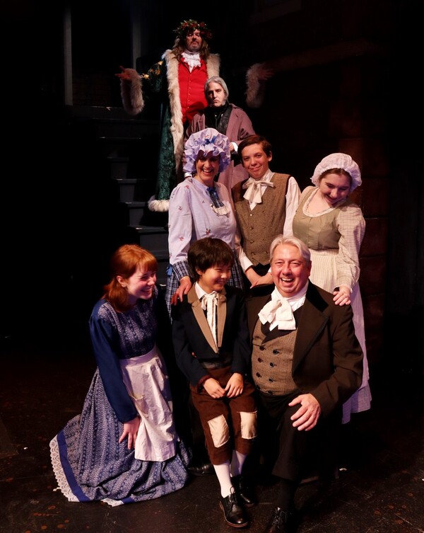 Photos: First Look at Theatre Three's A CHRISTMAS CAROL 