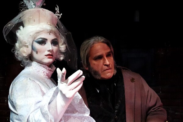 Photos: First Look at Theatre Three's A CHRISTMAS CAROL Image