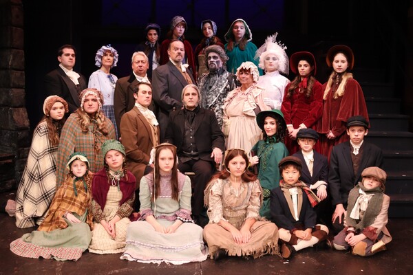 Photos: First Look at Theatre Three's A CHRISTMAS CAROL Image