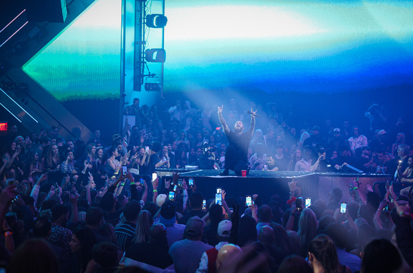 Photos: Post Malone Rocks Zouk Nightclub with Electric Performance Image