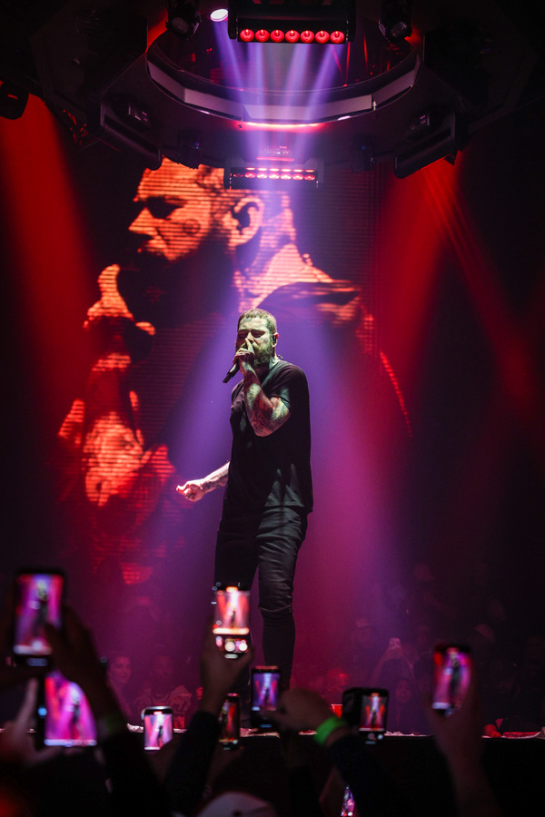 Photos: Post Malone Rocks Zouk Nightclub with Electric Performance Image