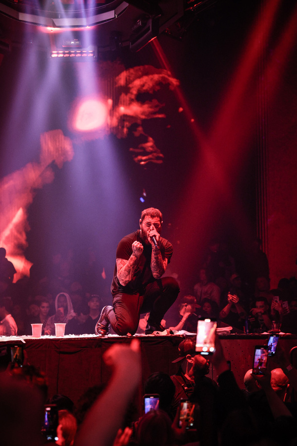 Photos: Post Malone Rocks Zouk Nightclub with Electric Performance Image