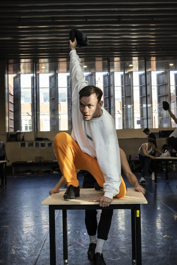 Photos: Inside Rehearsal For Disney's NEWSIES, Beginning in London This Month Image