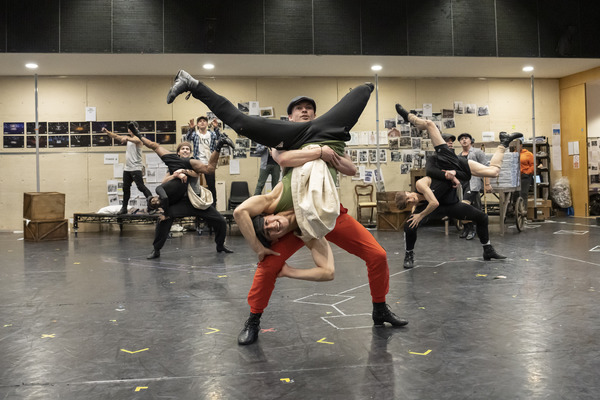 Photos: Inside Rehearsal For Disney's NEWSIES, Beginning in London This Month Image