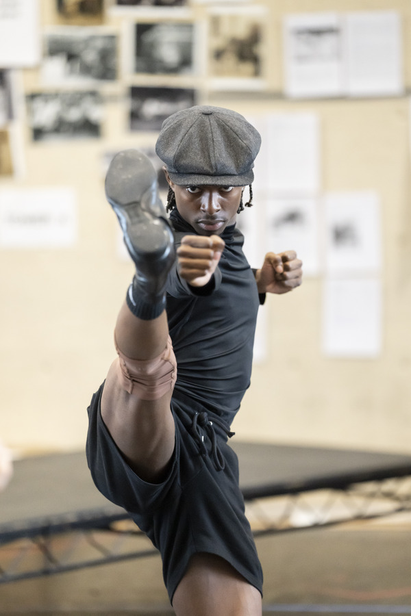 Photos: Inside Rehearsal For Disney's NEWSIES, Beginning in London This Month Image