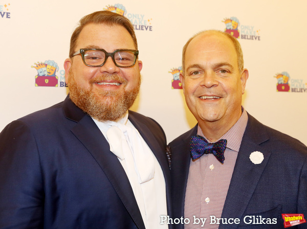Photos: Stars Walk the Red Carpet at Only Make Believe BACK ON BROADWAY Gala Image