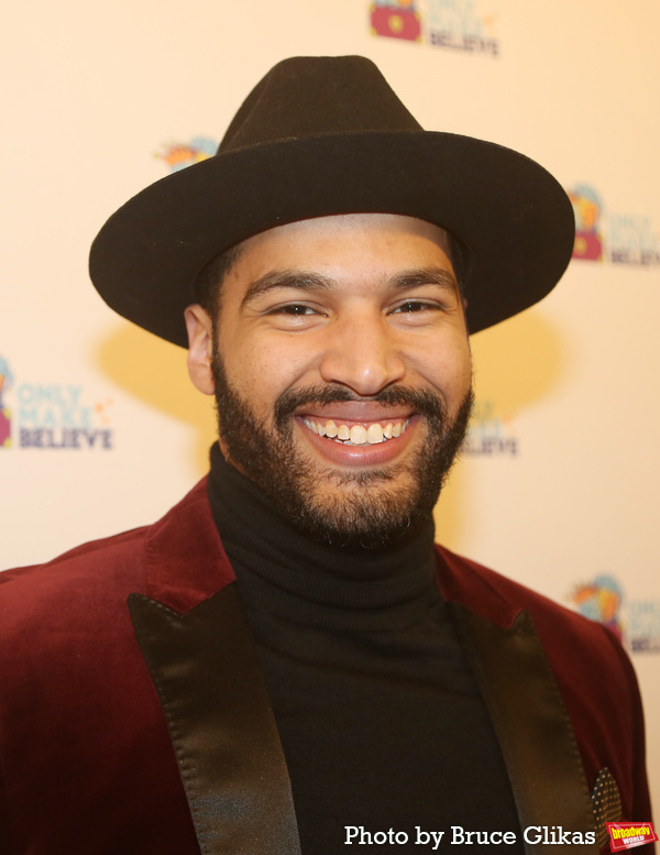 Photos: Stars Walk the Red Carpet at Only Make Believe BACK ON BROADWAY Gala Image