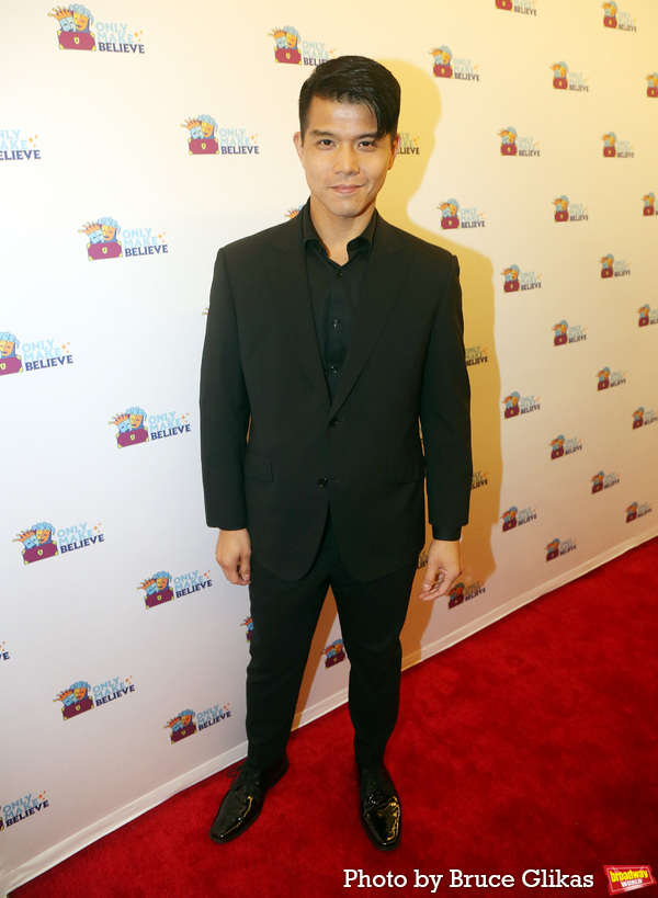 Photos: Stars Walk the Red Carpet at Only Make Believe BACK ON BROADWAY Gala Image