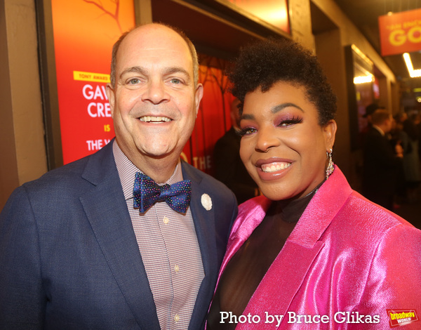 Photos: Stars Walk the Red Carpet at Only Make Believe BACK ON BROADWAY Gala Image