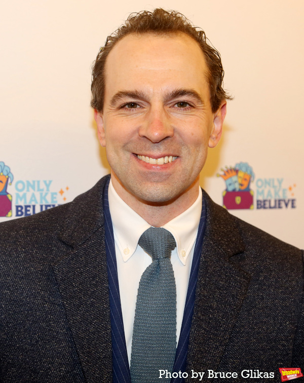 Photos: Stars Walk the Red Carpet at Only Make Believe BACK ON BROADWAY Gala Image