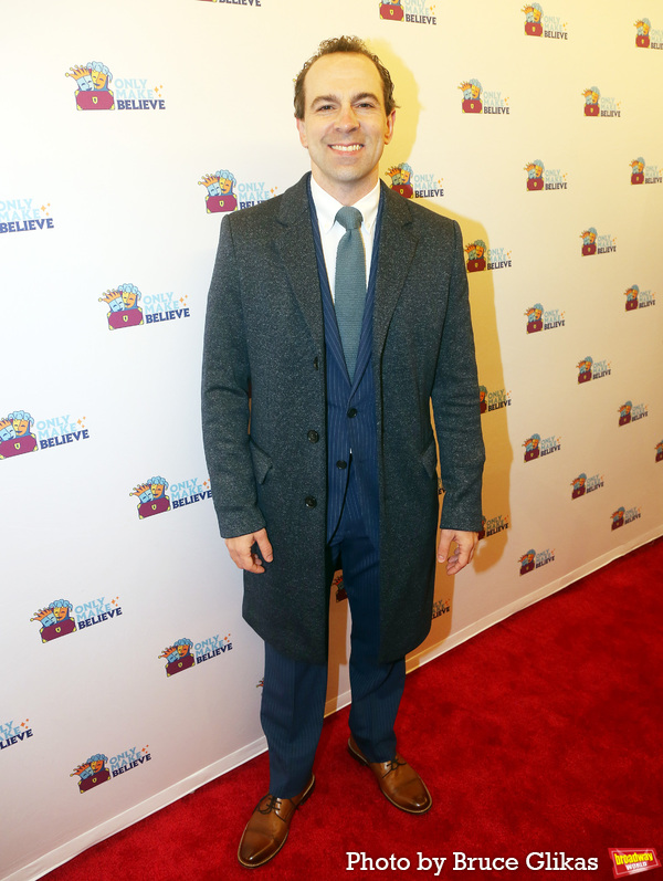 Photos: Stars Walk the Red Carpet at Only Make Believe BACK ON BROADWAY Gala Image