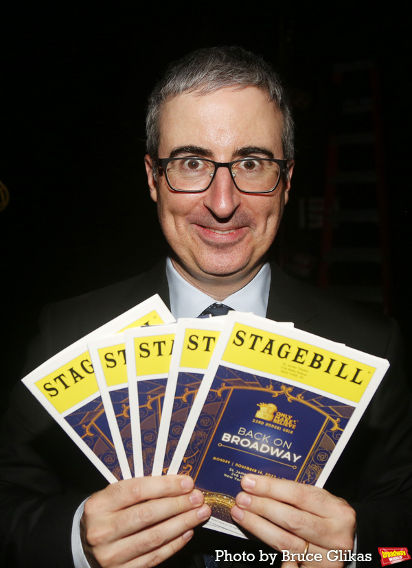 Photos: Stars Walk the Red Carpet at Only Make Believe BACK ON BROADWAY Gala Image