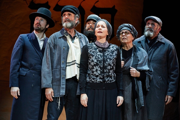 Photos: First Look at FIDDLER ON THE ROOF In Yiddish at New World Stages Image