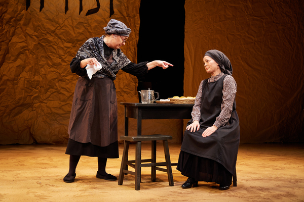 Photos: First Look at FIDDLER ON THE ROOF In Yiddish at New World Stages Image