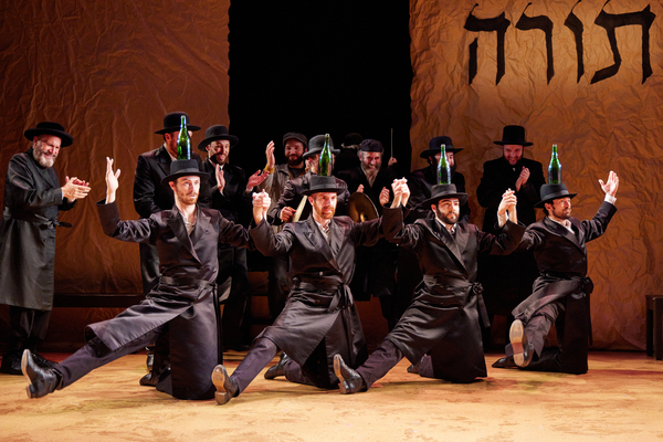Photos: First Look at FIDDLER ON THE ROOF In Yiddish at New World Stages Image