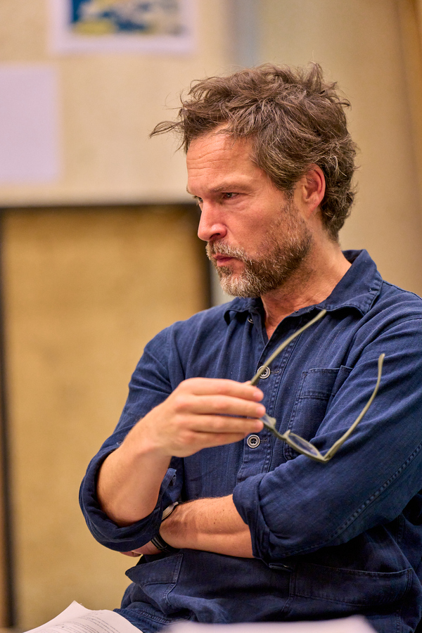 Photos: Inside Rehearsal For WATCH ON THE RHINE at Donmar Warehouse 