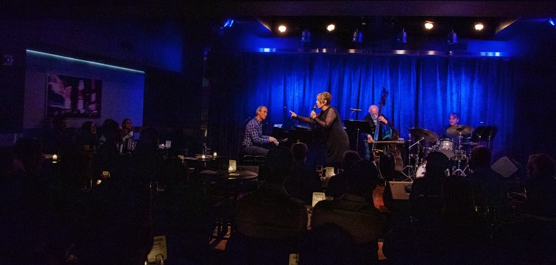 Review: THE LINEUP WITH SUSIE MOSHER at Birdland Theater Retains Its Sparkle After Four Years 