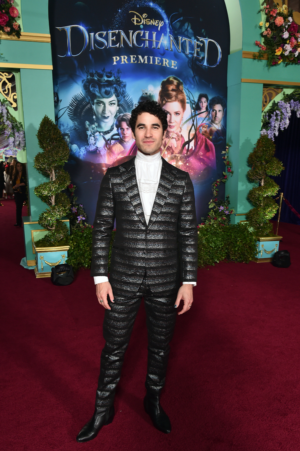 Photos: Idina Menzel, Amy Adams & the DISENCHANTED Cast Hit the Red Carpet at Hollywood Premiere Image
