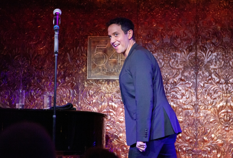 Review: SANTINO FONTANA Rises High To The Occasion At 54 Below Image
