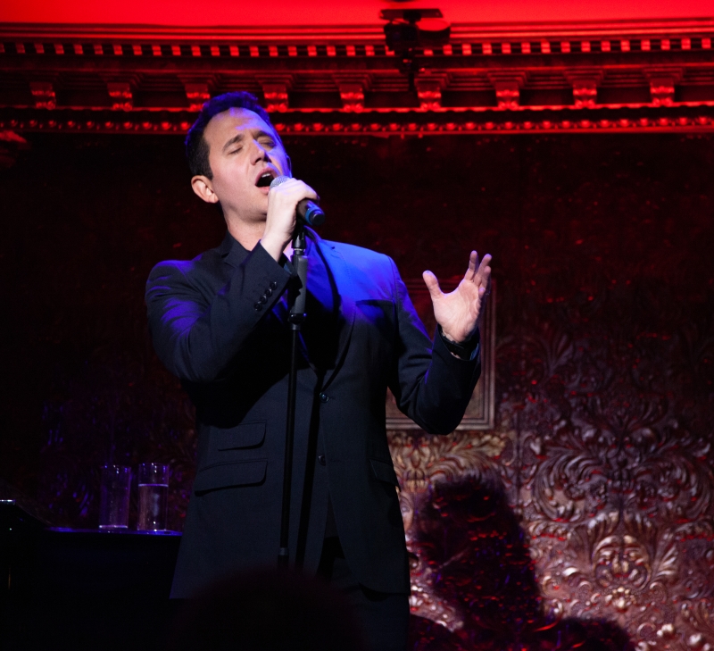 Review: SANTINO FONTANA Rises High To The Occasion At 54 Below  Image