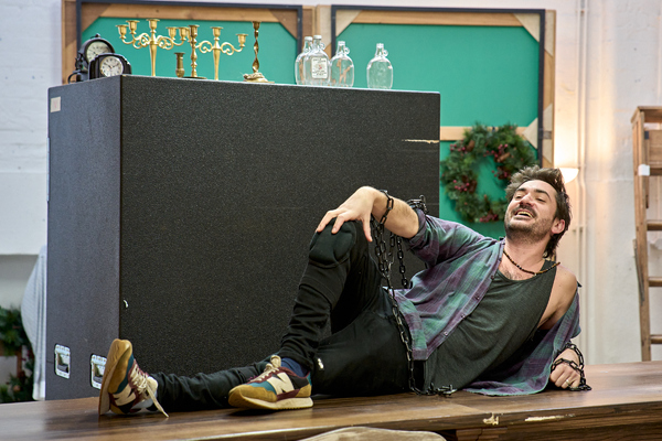 Photos: Inside Rehearsal For DOLLY PARTON'S SMOKY MOUNTAIN CHRISTMAS CAROL Image
