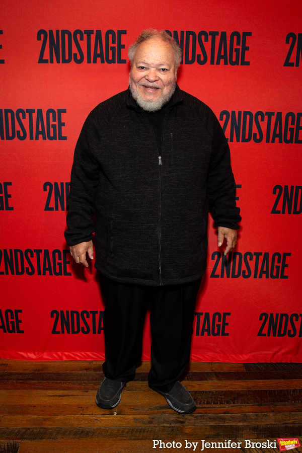 Photos: The Company of BETWEEN RIVERSIDE AND CRAZY Meets the Press! Image