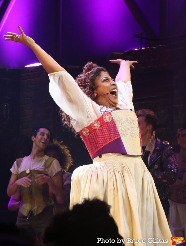 Photos: Go Inside & JULIET Opening Night Curtain Call Image