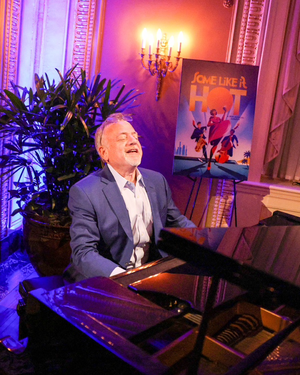Photos: SOME LIKE IT HOT Hosts Star-Studded Special Preview Performance Image