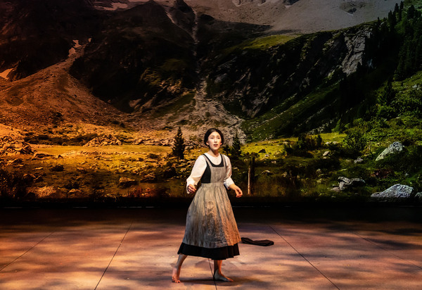 Photos: First Look at THE SOUND OF MUSIC at Paramount Theatre 