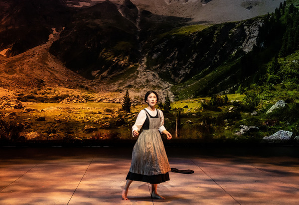 Photos: First Look at THE SOUND OF MUSIC at Paramount Theatre Image