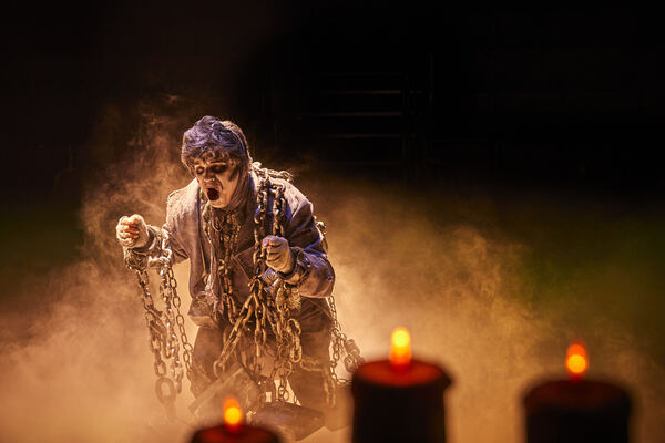 Photos: First Look at Hale Theatre's A CHRISTMAS CAROL 