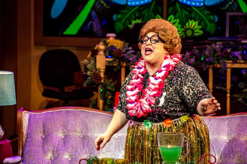 Previews: THE NIGHT BEFORE at FreeFall Theatre Company Image