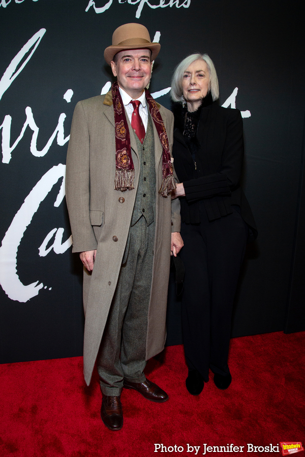 Photos: On the Red Carpet at Opening Night of A CHRISTMAS CAROL Image