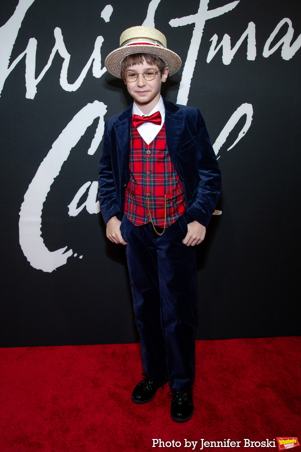Photos: On the Red Carpet at Opening Night of A CHRISTMAS CAROL Image