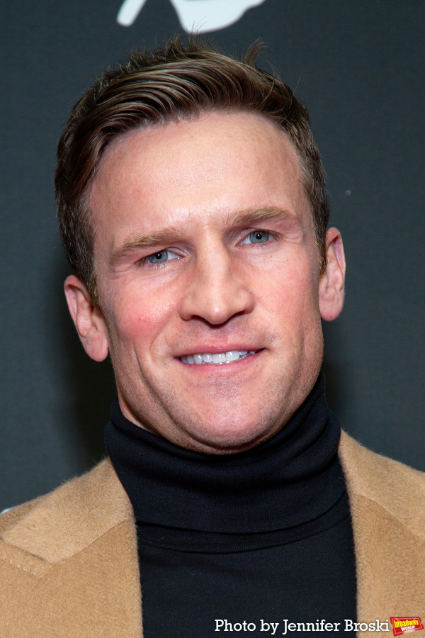 Photos: On the Red Carpet at Opening Night of A CHRISTMAS CAROL Image