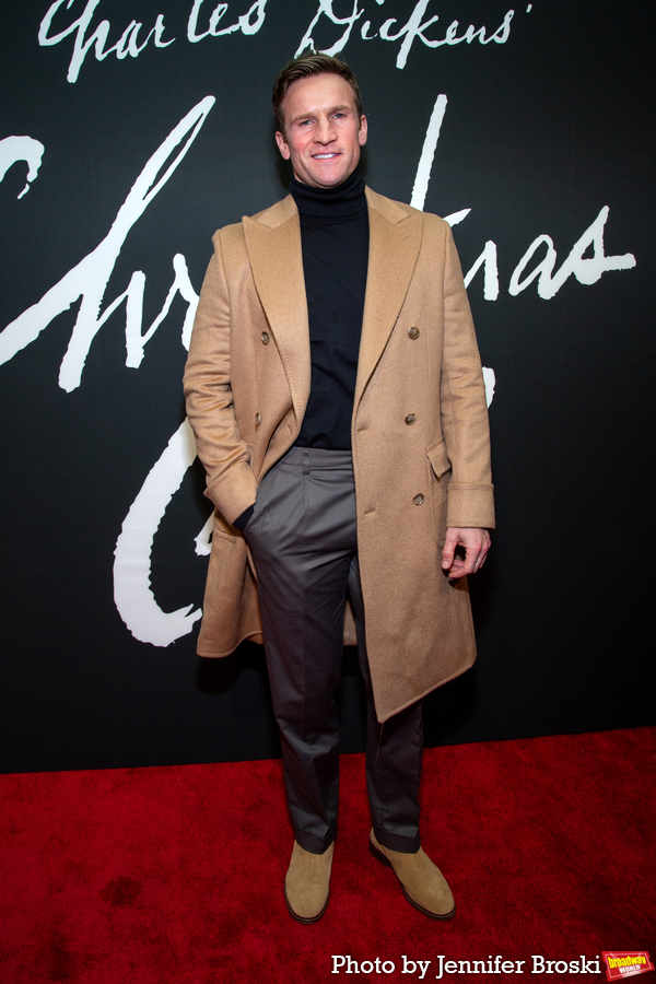 Photos: On the Red Carpet at Opening Night of A CHRISTMAS CAROL Image