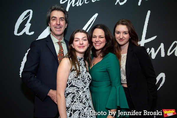 Photos: On the Red Carpet at Opening Night of A CHRISTMAS CAROL Image
