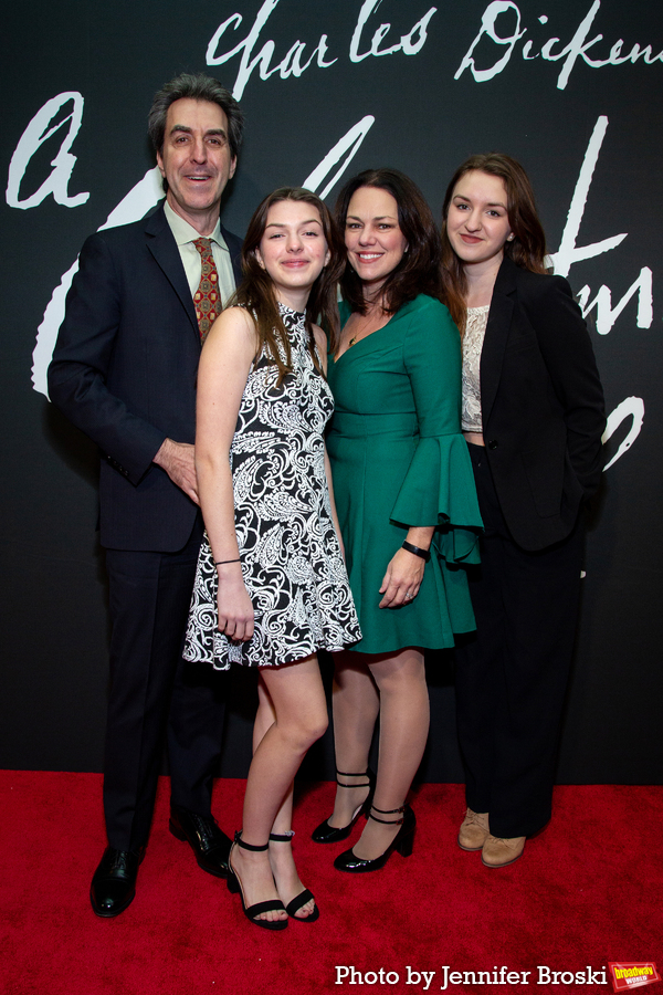 Photos: On the Red Carpet at Opening Night of A CHRISTMAS CAROL Image