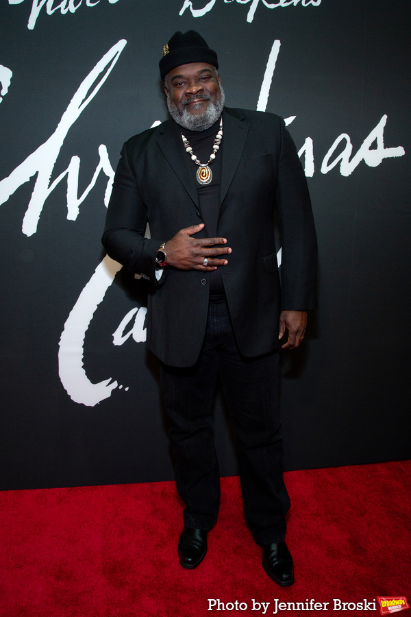 Photos: On the Red Carpet at Opening Night of A CHRISTMAS CAROL Image