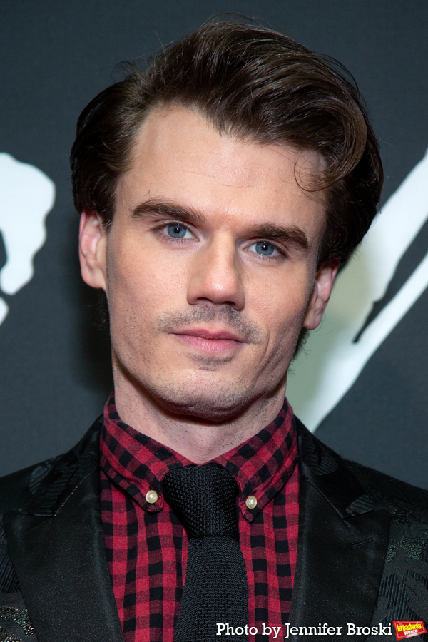 Photos: On the Red Carpet at Opening Night of A CHRISTMAS CAROL Image
