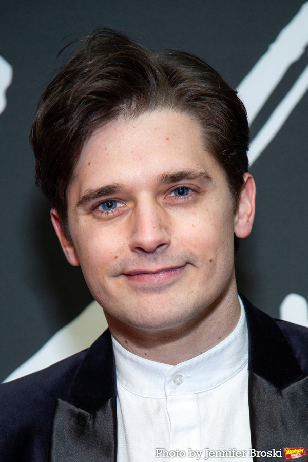 Photos: On the Red Carpet at Opening Night of A CHRISTMAS CAROL Image