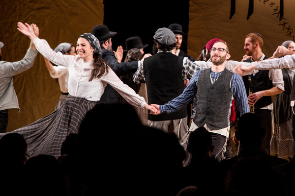 Photos: Inside Opening Night of FIDDLER ON THE ROOF in Yiddish Image