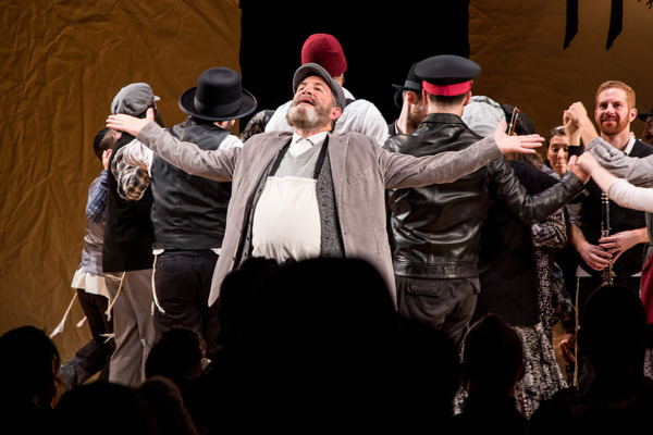 Photos: Inside Opening Night of FIDDLER ON THE ROOF in Yiddish Image