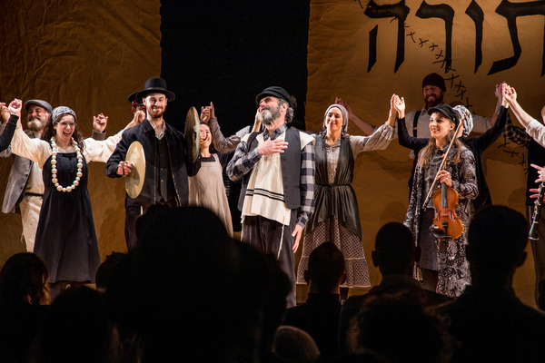 Photos: Inside Opening Night of FIDDLER ON THE ROOF in Yiddish Image
