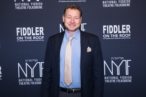 Photos: Inside Opening Night of FIDDLER ON THE ROOF in Yiddish Image